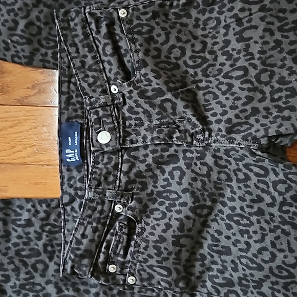 GAP Black and Grey Leopard Print Jeggings - Picture 2 of 5